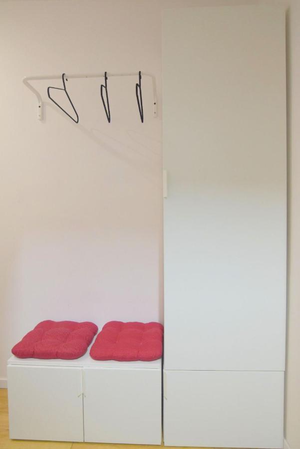Apartament Topolowa - Self Check In - Next To Main Rail, 10 Min To Main Square
